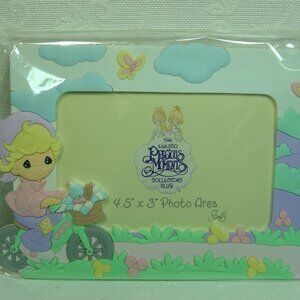 Precious Moments vinyl photo frame-NIP